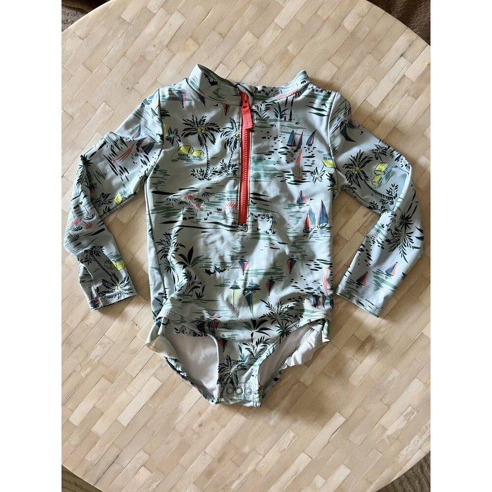 Carter’s Toddler Girl Long Sleeved Rash Guard Bathing Suit Size 2T Snap closure